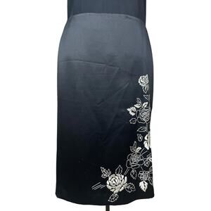 ANN TAYLOR LOFT Womens (P12) Pencil Skirt Black Satin‎ Embroidered Floral Petite